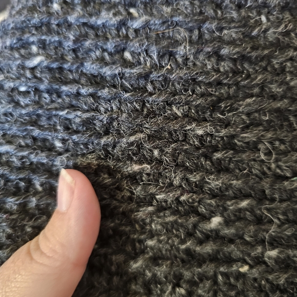 Charcoal Knit Headband - Picture 4 of 4